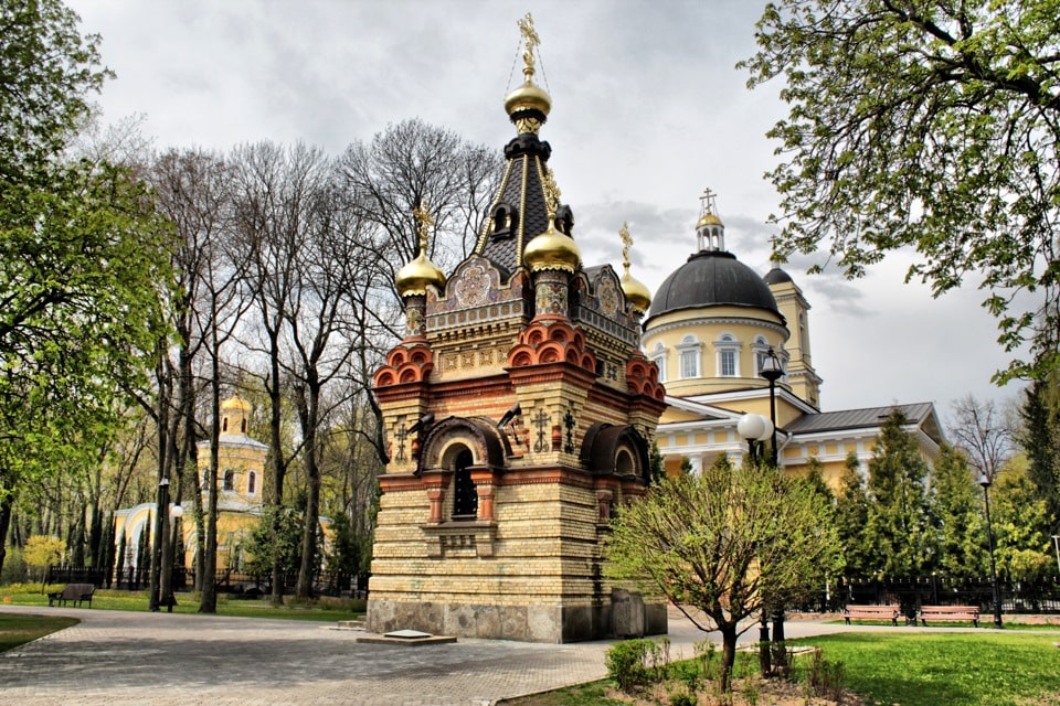Усыпальница паскевичей в гомеле. Усыпальница паскевичей в гомеле. Часовня паскевичей. Часовня-усыпальница паскевичей. Часовня усыпальница князей.