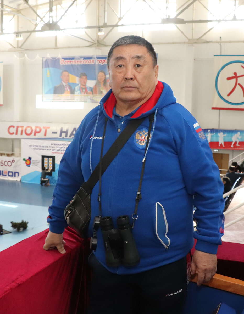 Балта Цынгуев - мастер спорта СССР, Заслуженный тренер России, главный тренер сборных команд Забайкальского края по стрельбе из лука 