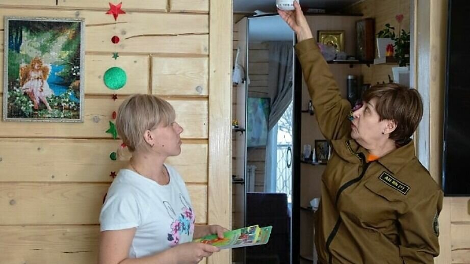     Ими бесплатно оборудуют квартиры очередь многодетных семей и тех ячеек общества, которые находятся в социально опасном положении