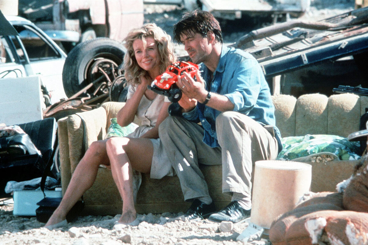    Актёрская карьера Алека Болдуина началась с сериала «Доктора», в котором он снимался с 1980 по 1982 год. Впоследствии артист также исполнял роли в таких многосерийных проектах, как «Великие представления», «Тихая пристань», «Резня в Хьюстоне» и «Отель» / globallookpress.com / KPA