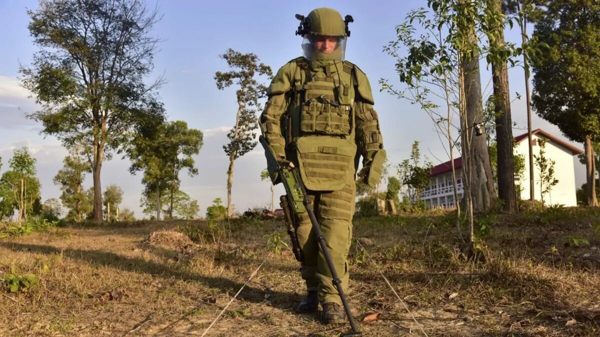 Москвичи могут позвонить на горячую линию для оформления контракта. Фото: Минобороны РФ