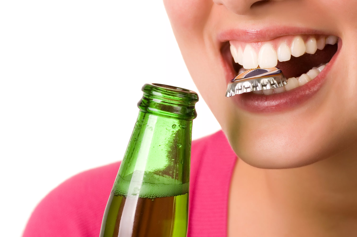 Вредные привычки для зубов