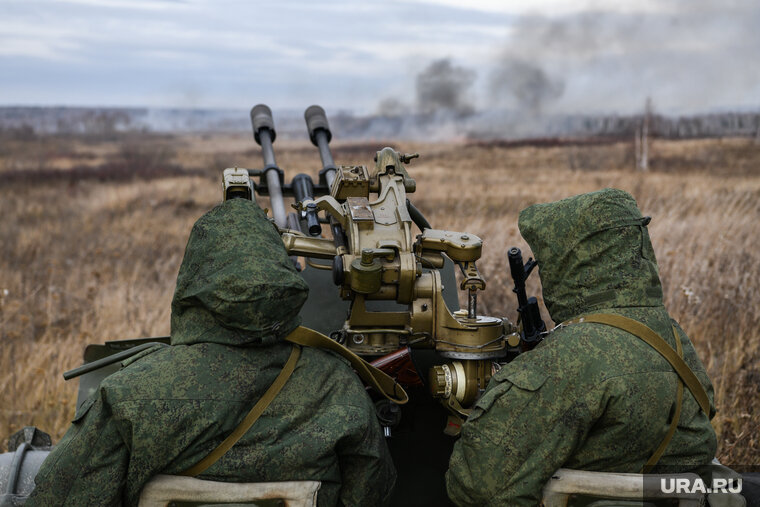    ВСУ были окружены российскими военными в Бахмуте 25 февраля, заявил Крамер