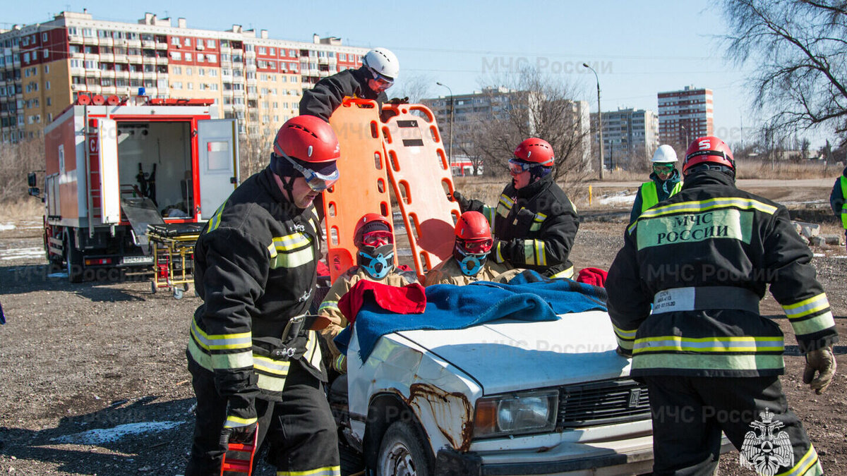 Ликвидацию ДТП покажут спасатели возле «Волгоград Арены» |  НовостиВолгограда.ру | Дзен