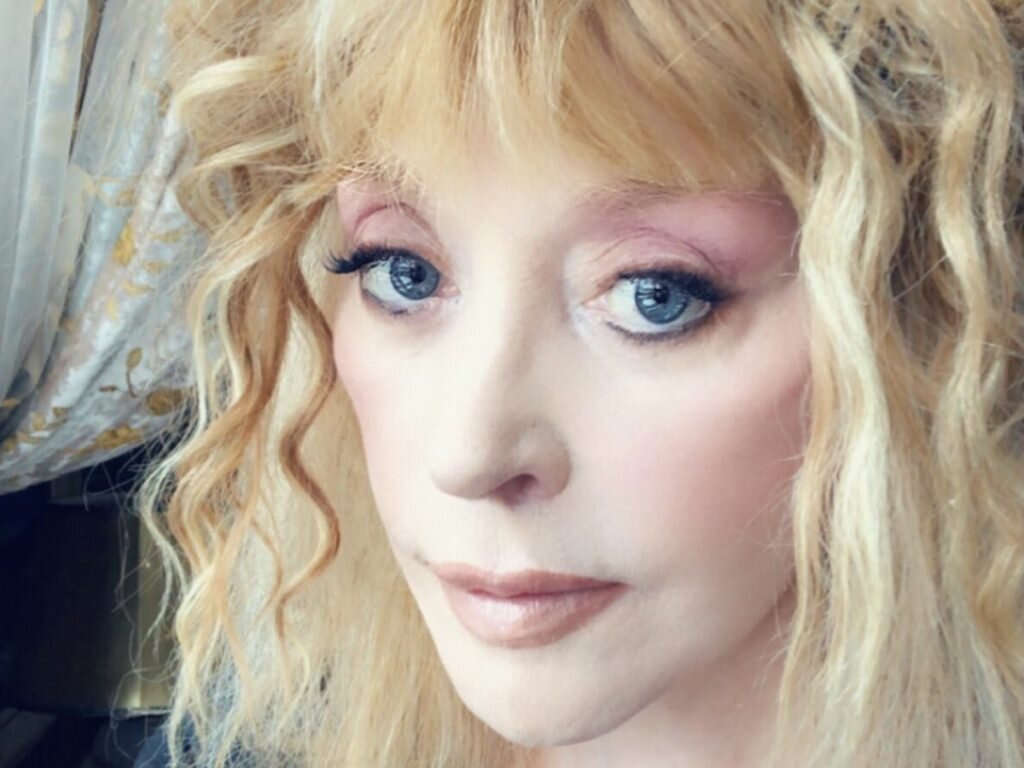    соцсети Эля Иванцова