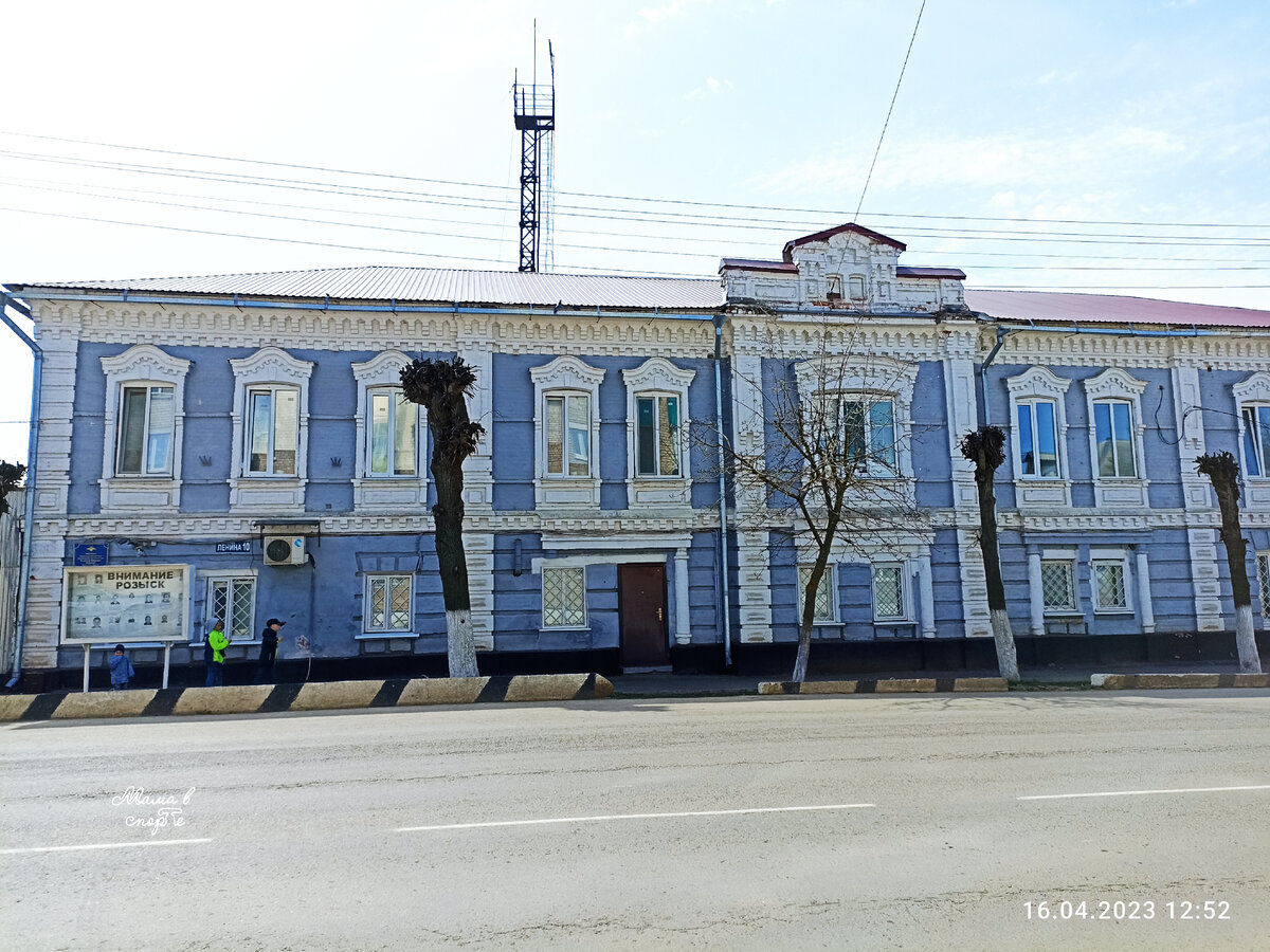 Мценск. Улица Ленина, д. 10.