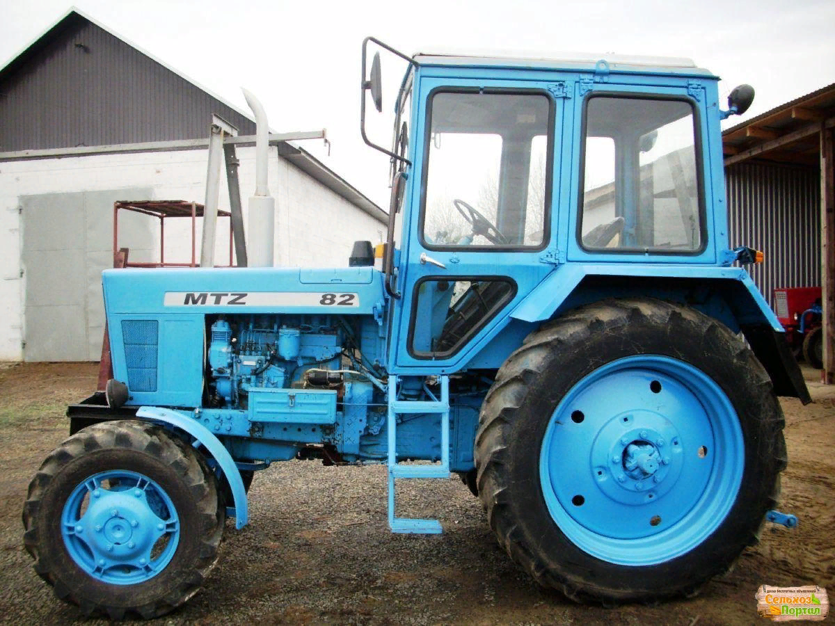 Сколько стоят трактора б у. МТЗ 80 И МТЗ 82. Трактор МТЗ 80 Л 1989 года. МТЗ-82 трактор ранний. Трактор Беларус МТЗ-80,82.