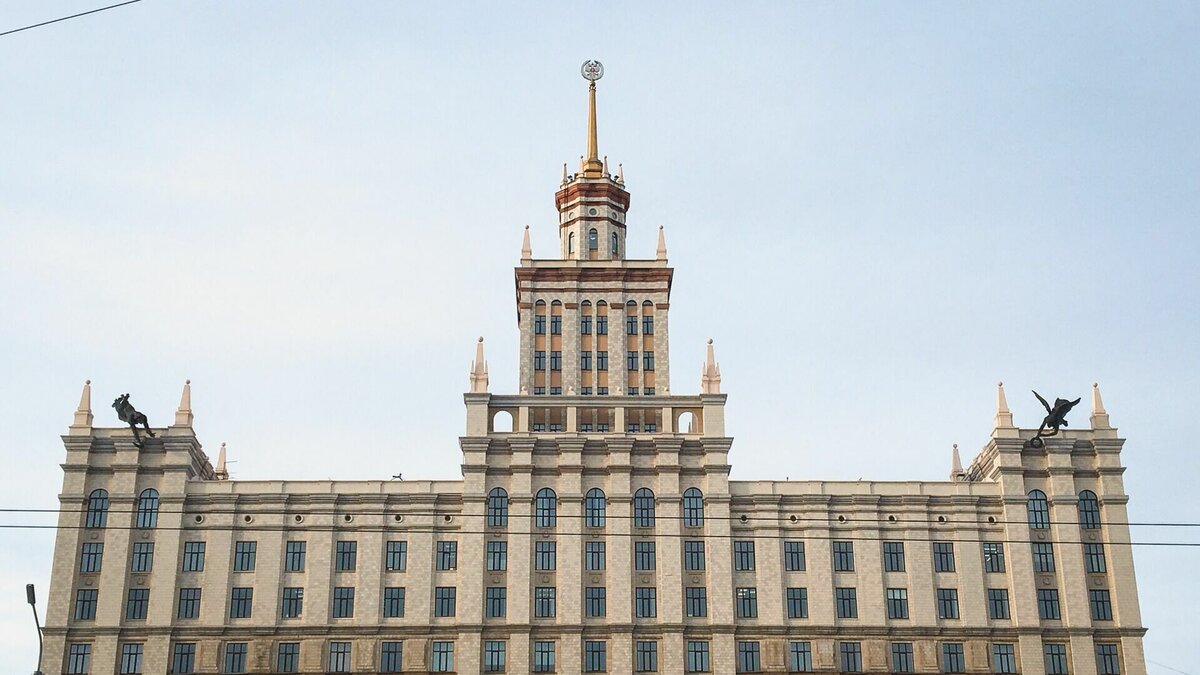     Три тюменских вуза оказались в рейтинге лучших: ТюмГУ, ТИУ и ТГМУ. Об этом сообщили в исследовательском центре hh.ru.