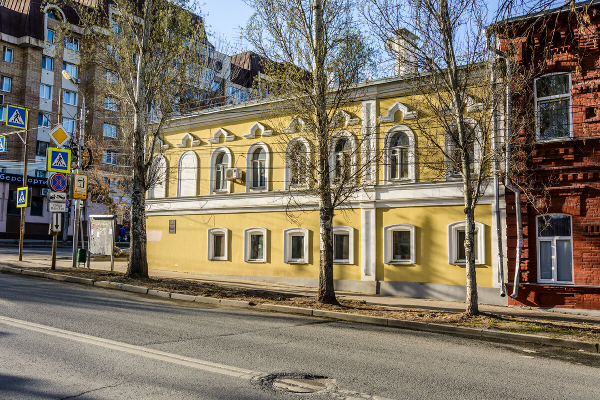 Жилой дом на усадьбе Мясниковых, вид с улицы Венцека