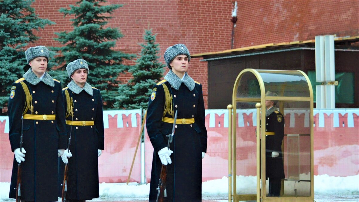    Няганец служит в Президентском полку