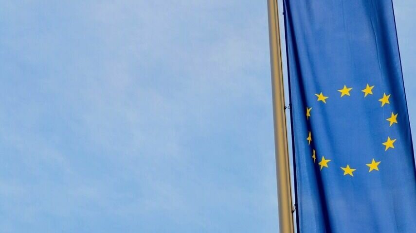     Средства поступят через Европейский фонд мира.