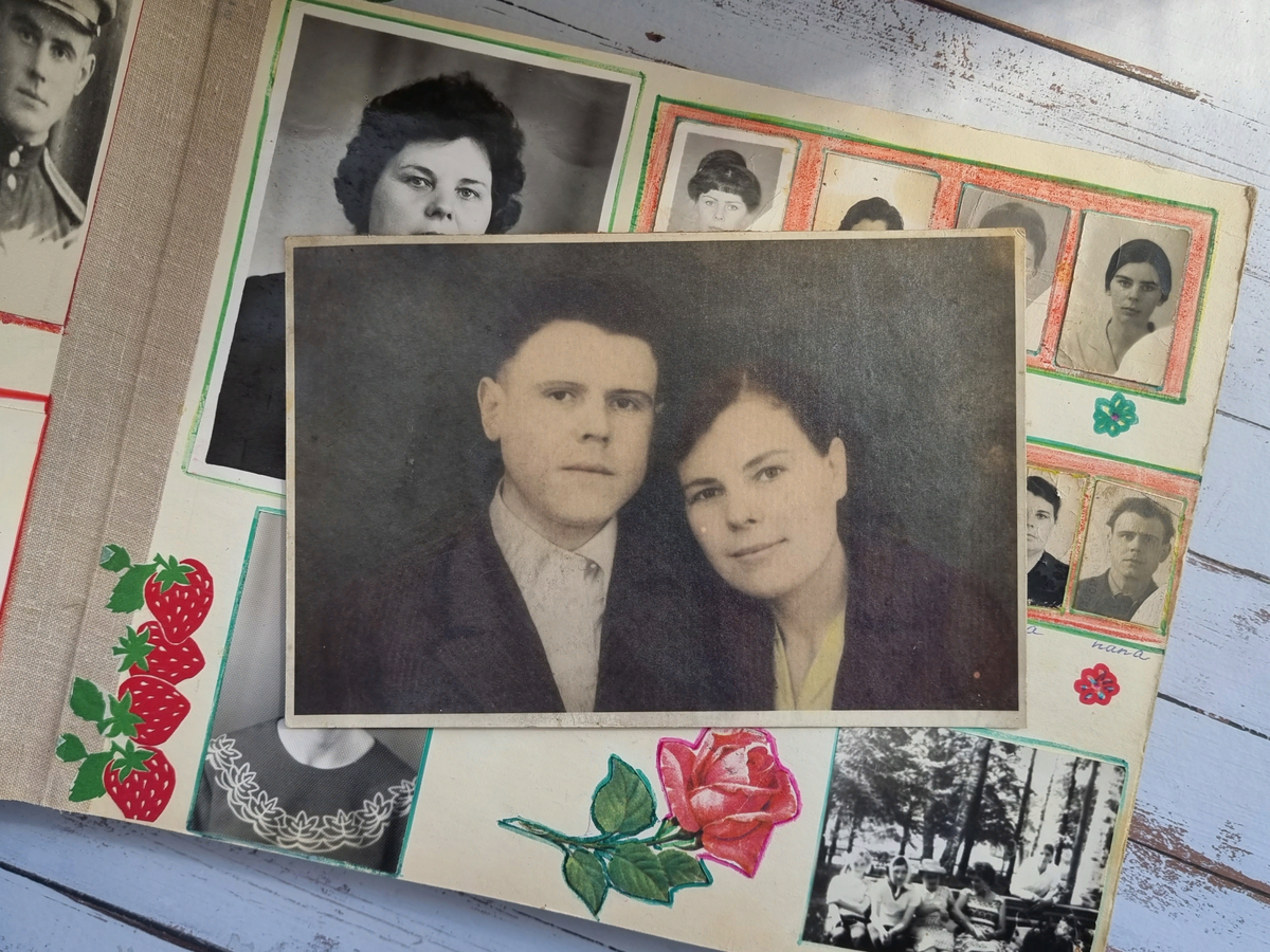 Мой прадедушка — Ермолов Василий Николаевич. Моя прабабушка — Устинова (в девичестве) Анастасия Ивановна