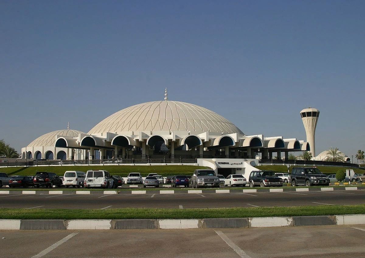 uaetours.ru аэропорт  эмирата Шарджа