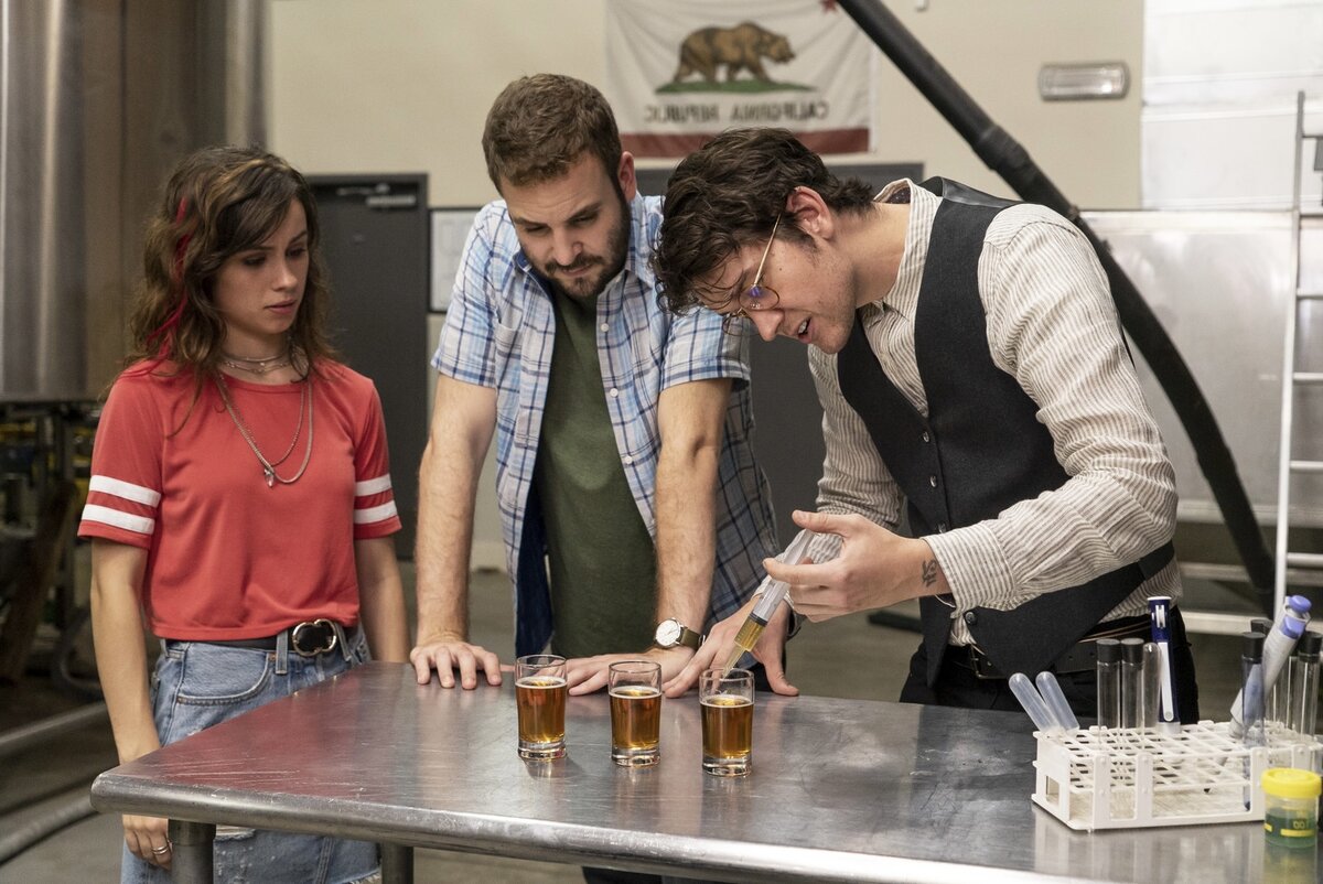 Кадр из сериала «Пивовары».