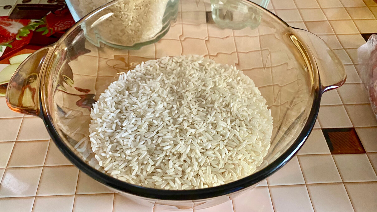Тефтели с рисом и подливкой