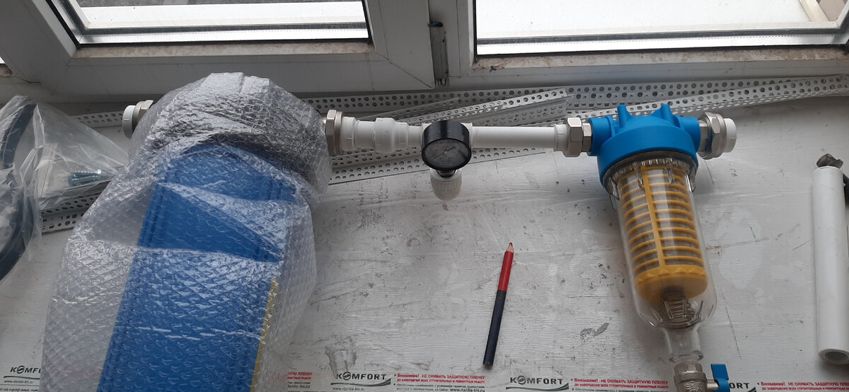 Спаиваем и собираем фильтра вместе.