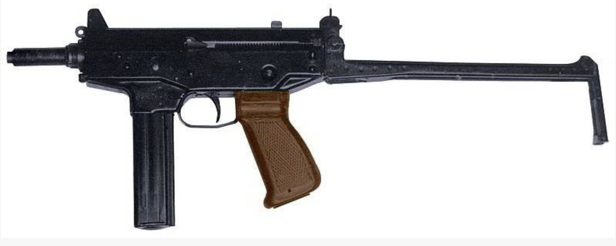 Пистолет-пулемет представляет собой один из видов огнестрельного оружия, предназначенного для личного использования. При этом изделие изготовлено под патроны пистолетного типа.