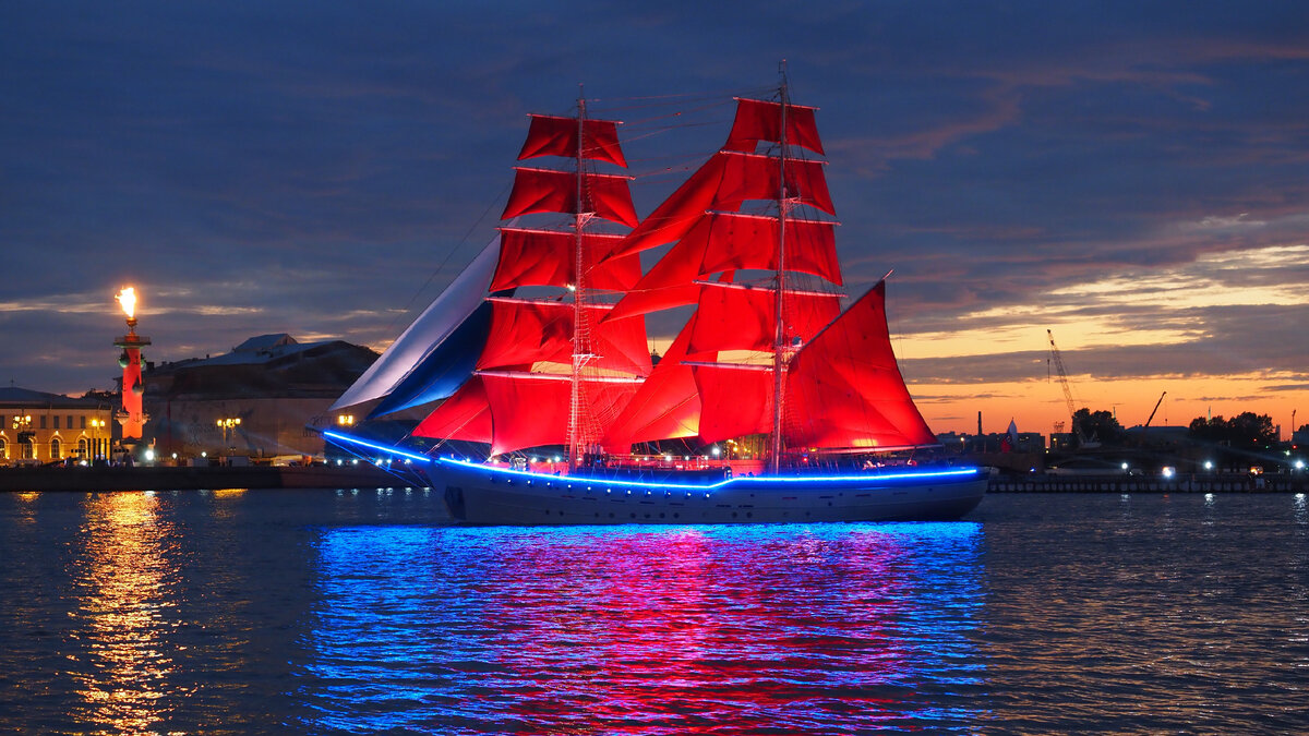 Бриг "Россия" - символ Алых Парусов