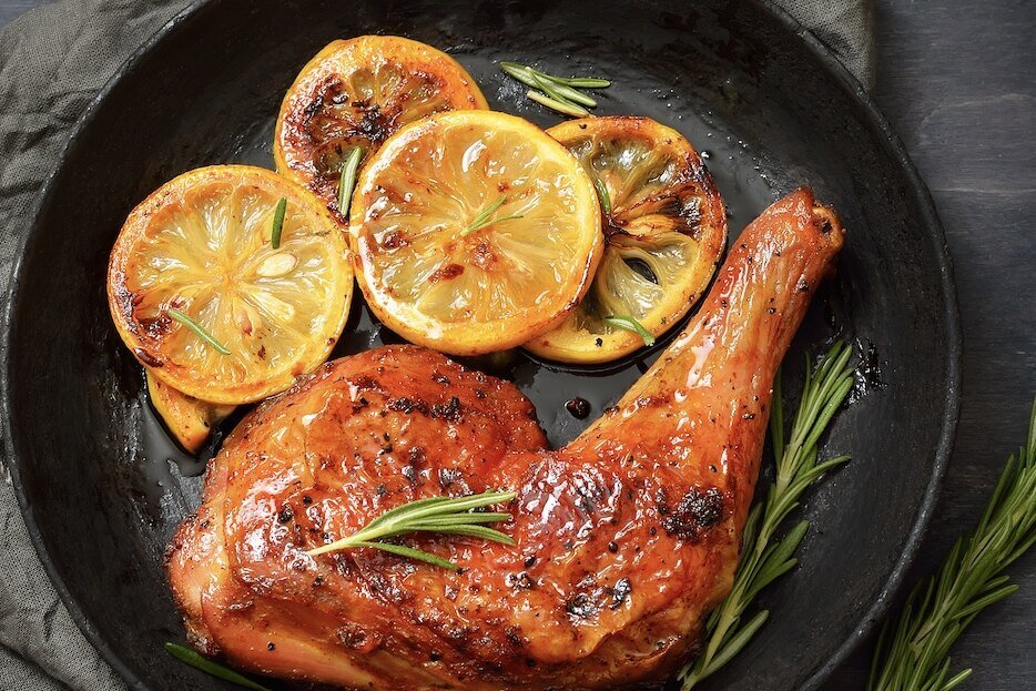     Быстрые рецепты сочного мяса на гриле от московских шеф-поваров