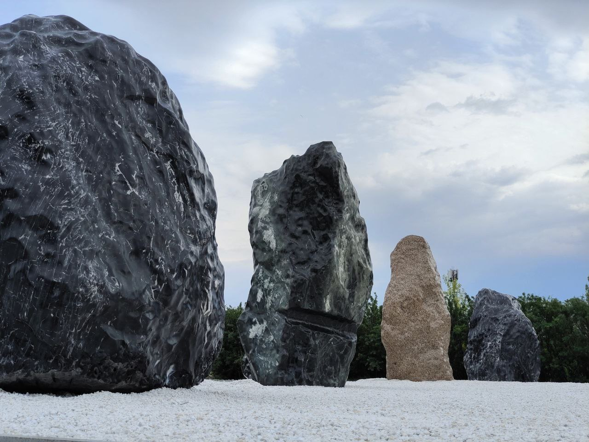 камни в уральских горах