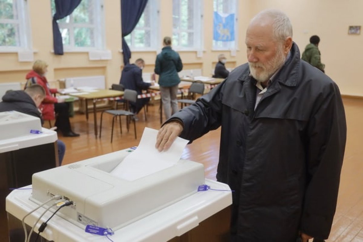    Облизбирком утвердил календарный план выборов псковского губернатора