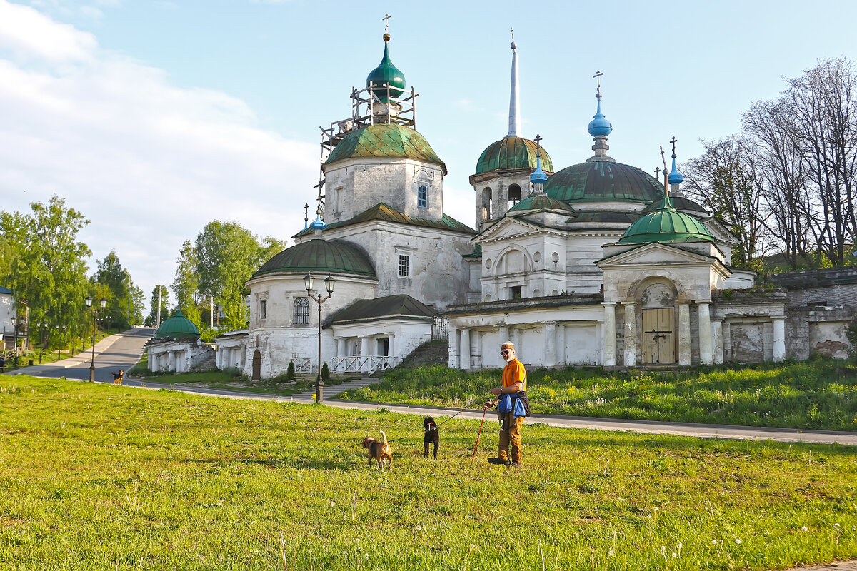 Погода пру. Повторения собора в Старице. Старица Томская область. Монастырь в Старице в станицу. Погода в Старице.