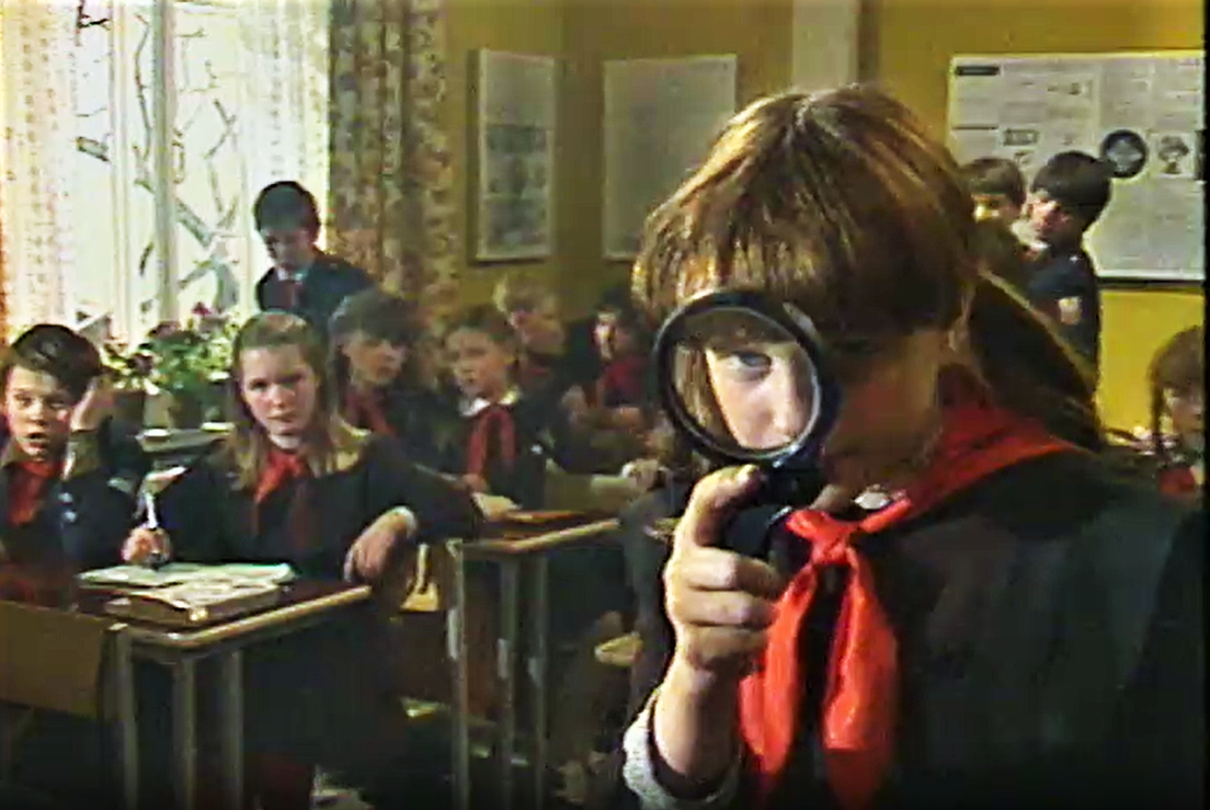 Кадр из телефильма "С нами не соскучишься" (1984-1985)