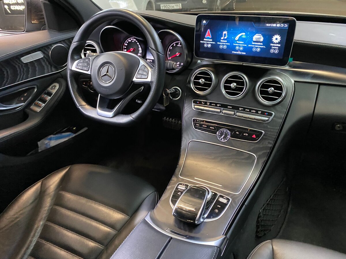 Штатная магнитола на Android для Mercedes-Benz C класс w205