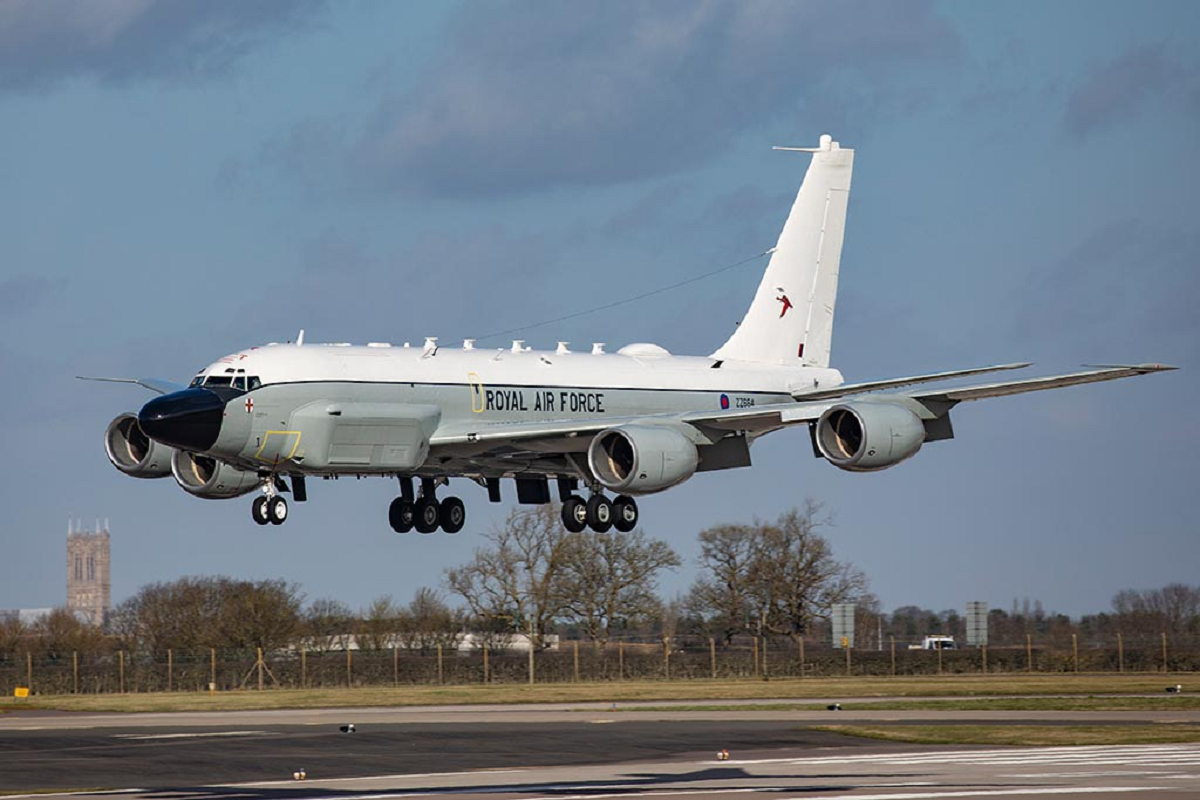  Британский самолёт RC-135. фото: картинки  яндекса.