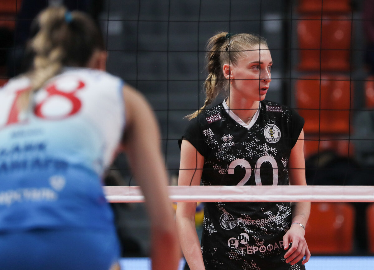Апрель 2022 года. Санкт-Петербург. Четвертьфинал Суперлиги "Ленинградка" - "Динамо". Кто мог тогда подумать, что следующий плей-офф Виктория Боброва будет играть против "Ленинградки"? Фото: волейбольный клуб "Ленинградка"