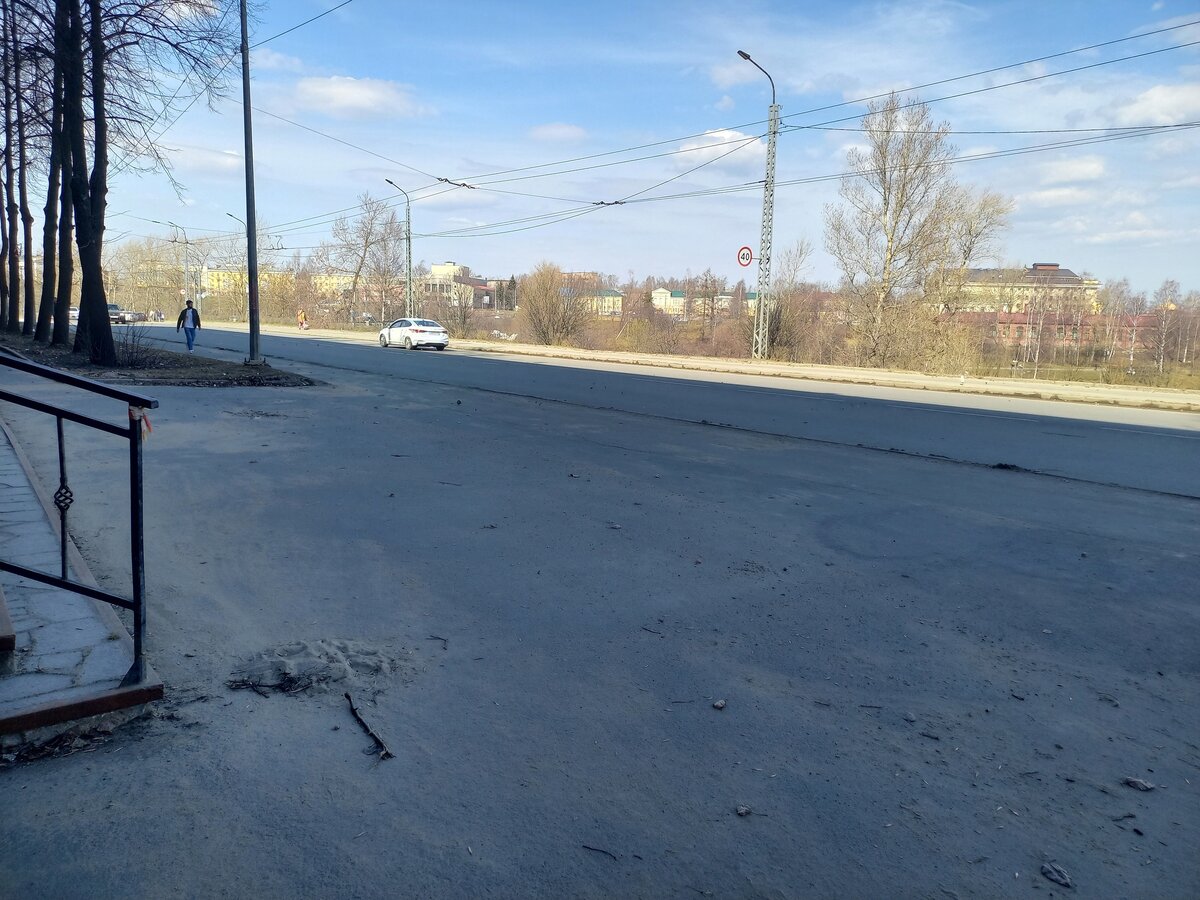    «Песчаные бури» окутывают центр ПетрозаводскаМакс Фактор