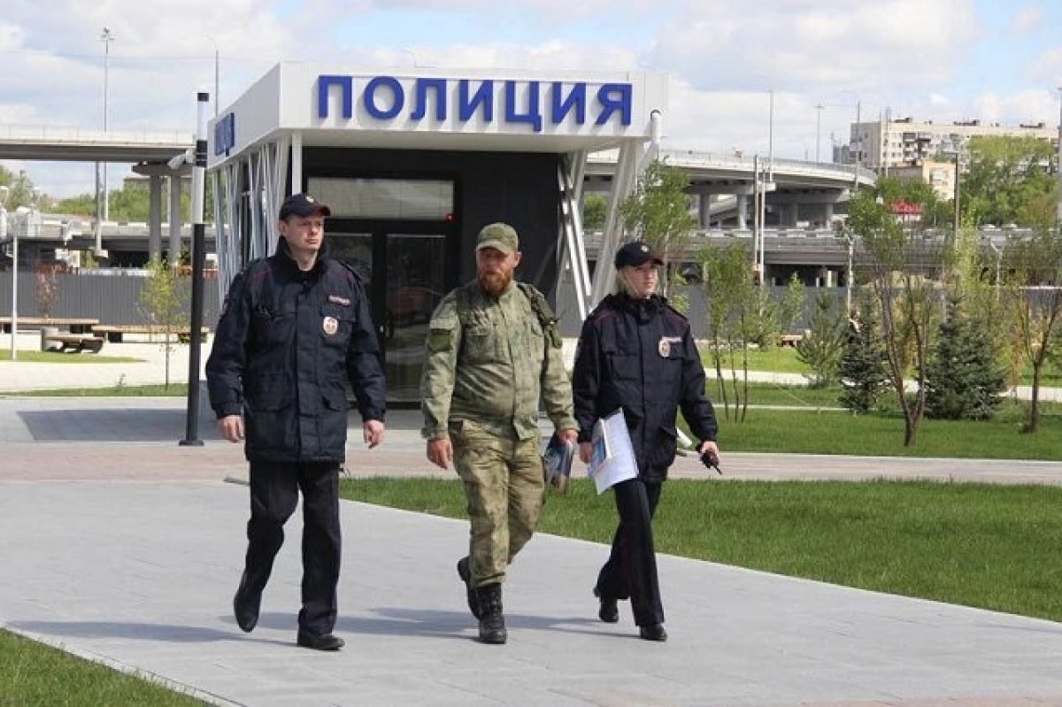    Челябинец снял с «Газели» аккумулятор и попытался сбежать от полиции