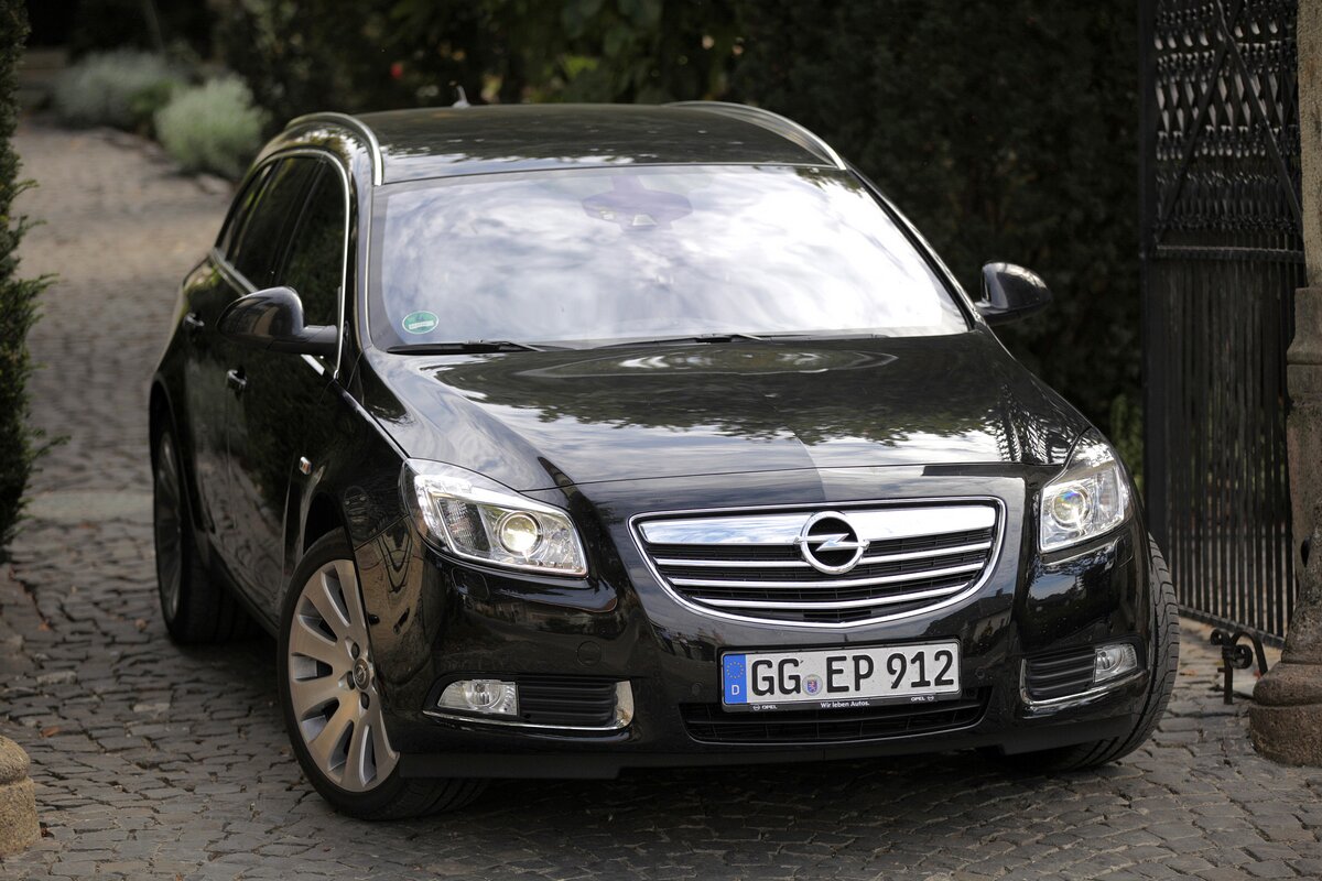 Opel Insignia выглядят куда солиднее предшествующей Vectra C.