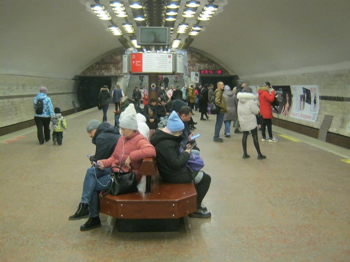 ленин в метро