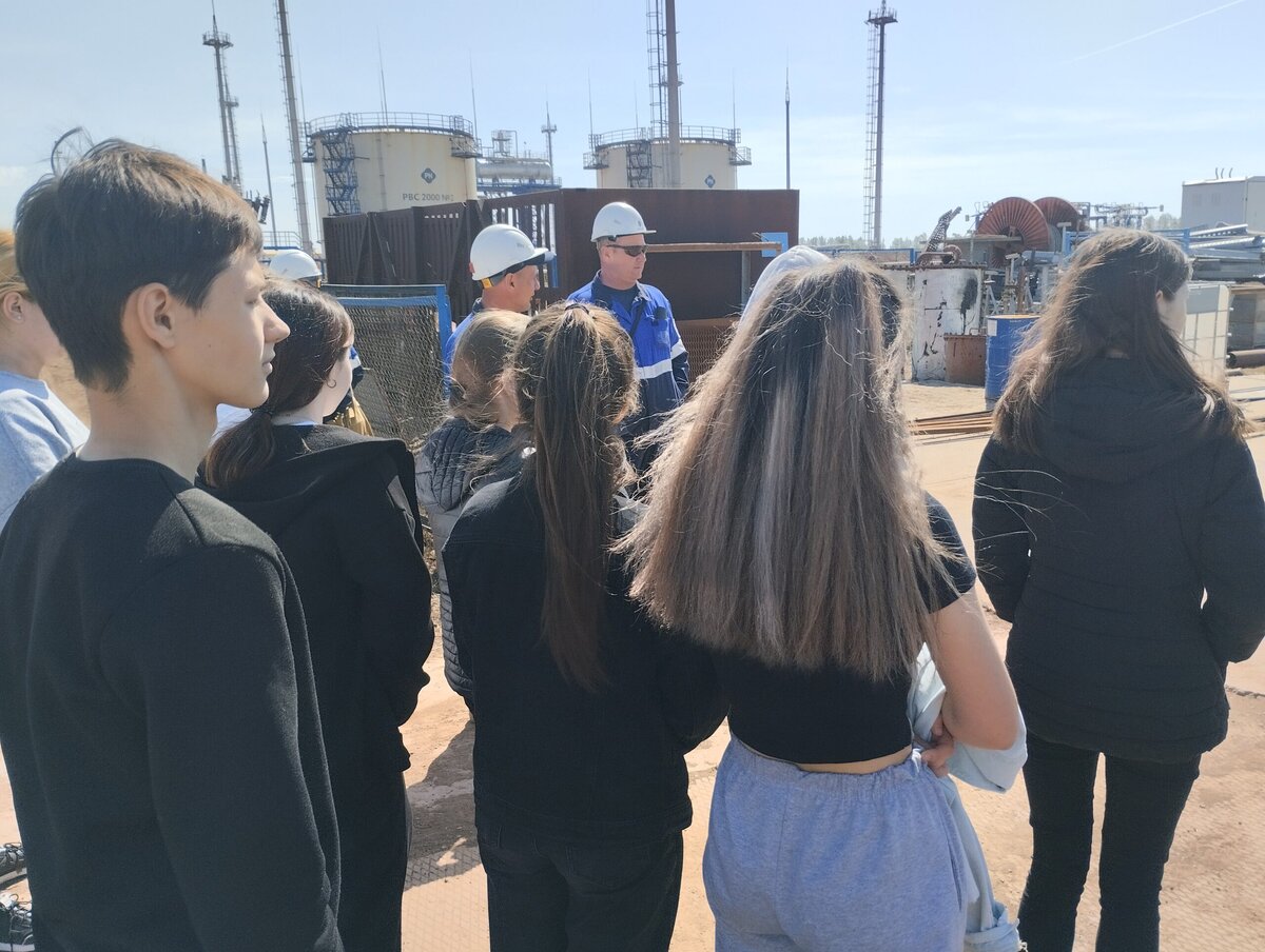  📷    «Ойлгазтэт» знакомит школьников с профессиями нефтяной отрасли Кристина Просвиркина