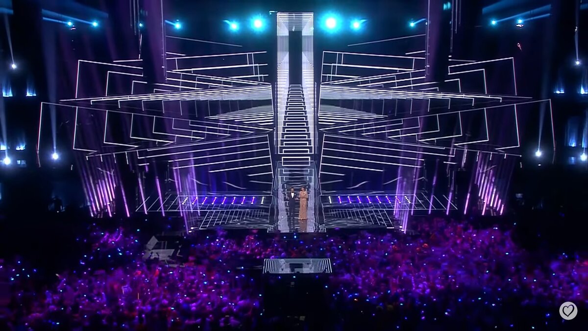 2. San Ant: финал Евровидения-2016. Фото несколько - можно полистать. 