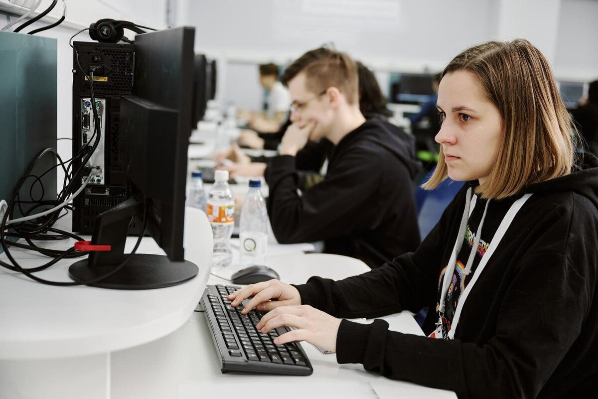 Развитие цифровых компетенций у школьников – это не только запрос современной экономики, но и требование времени.