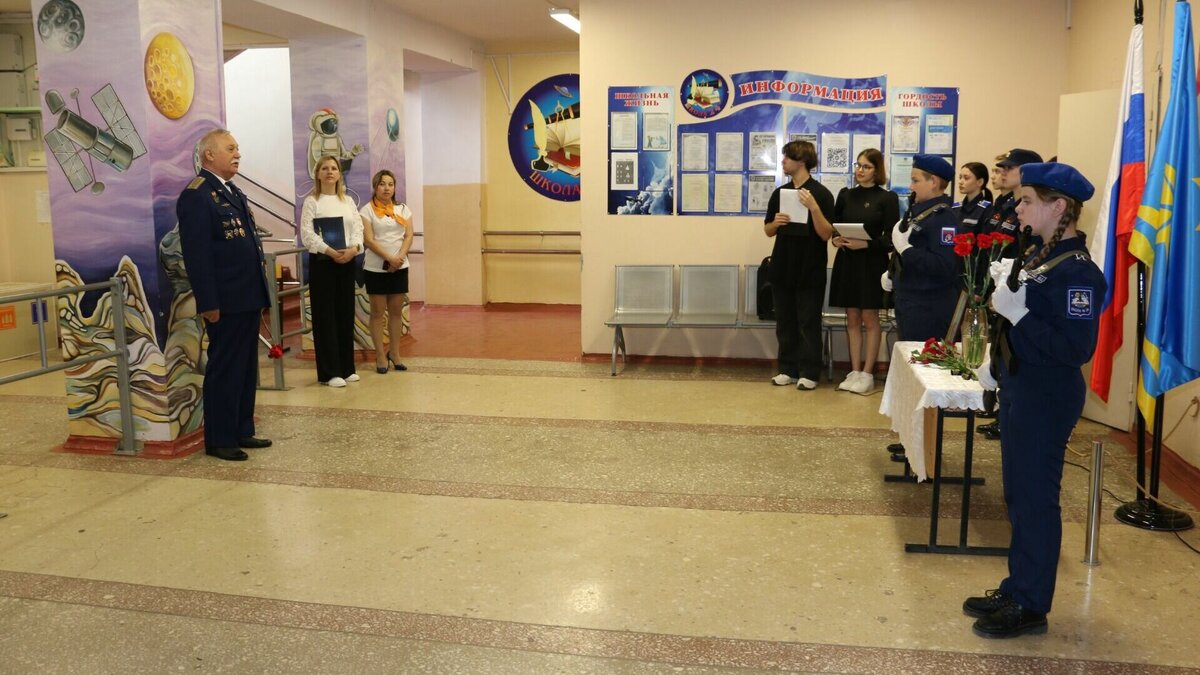     Сегодня сотрудники Управления ФСБ России в Волгоградской области совместно с представителями Совета ветеранов и учащимися школа №24 города Волжского организовали «Вахту памяти».
