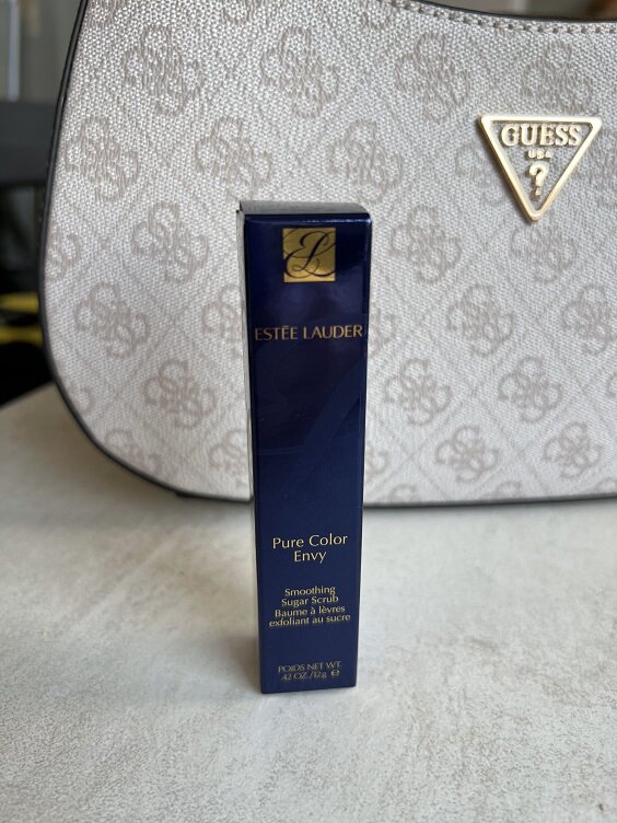 Скраб для губ ESTEE LAUDER