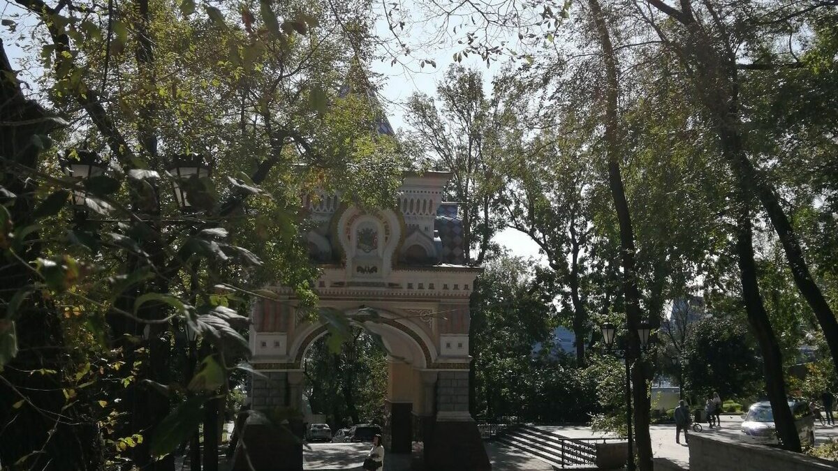     Ей 132 года, если считать с первого дня рождения. Но был у неё и второй — всего-то 20 лет назад. Завтра, 16 мая, во Владивостоке будут отмечать 20-летие со дня восстановления Триумфальной арки.