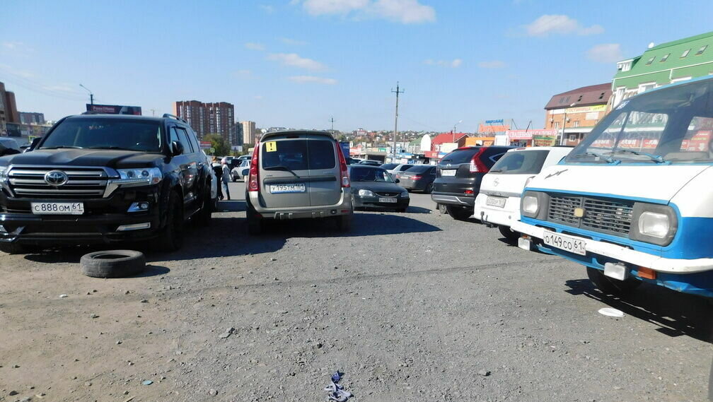     В Ростове-на-Дону транспортная компания «РТК» выпускала на линию легковые автомобили вместо автобусов, сообщает «Ростовский городской транспорт».