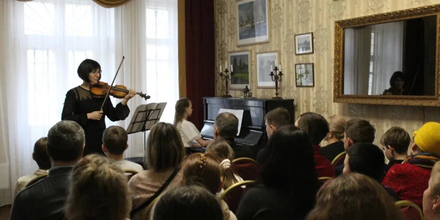 АВТОР: Е.В. ПОЛЯКОВА, ИСТОЧНИК: АРХИВ ЛИТЕРАТУРНО-МУЗЫКАЛЬНОГО МУЗЕЯ