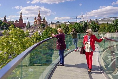    Туристы в Москве ©Е. Самарина Сайт мэра Москвы