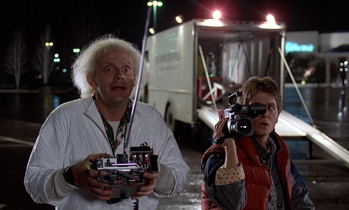 Кадр из фильма "Назад в будущее" (1985)