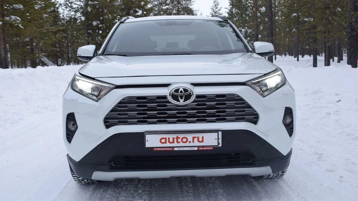 Toyota RAV4 с «угоном», пробелом в регистрации и «тоталом»: о чём не  рассказывает продавец | Журнал Авто.ру | Дзен