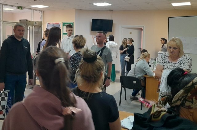    Сколько белгородцев разместила Липецкая область?