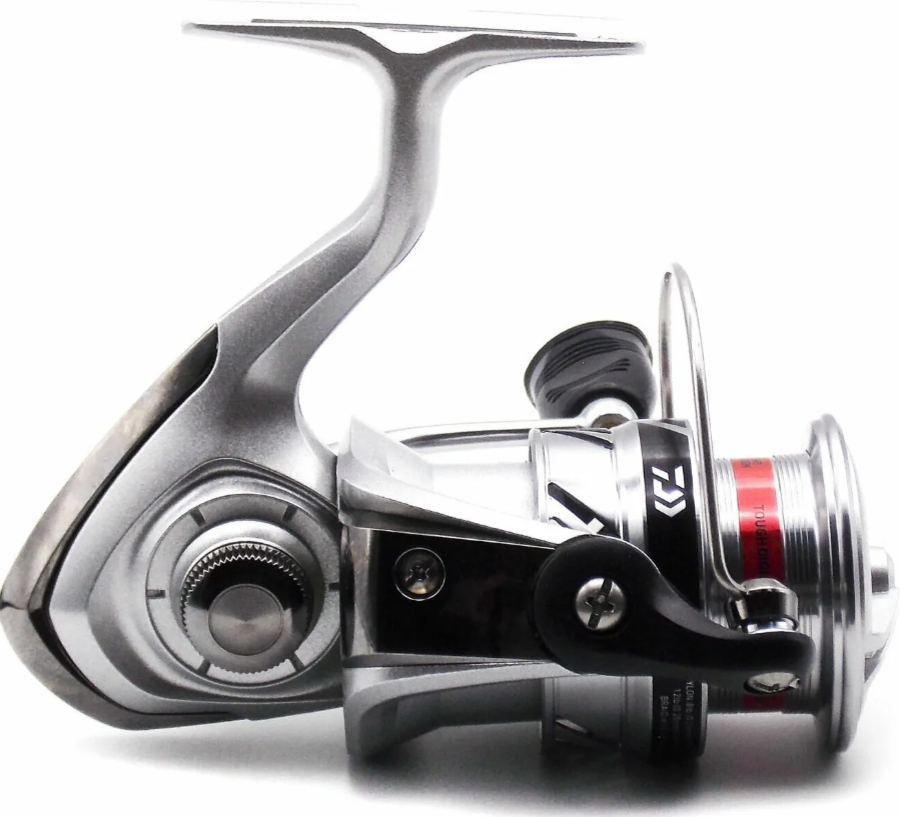 Катушка daiwa crossfire 3000a. Daiwa crossfire. Daiwa crossfire. Катушка дайва x400. Daiwa crossfire.