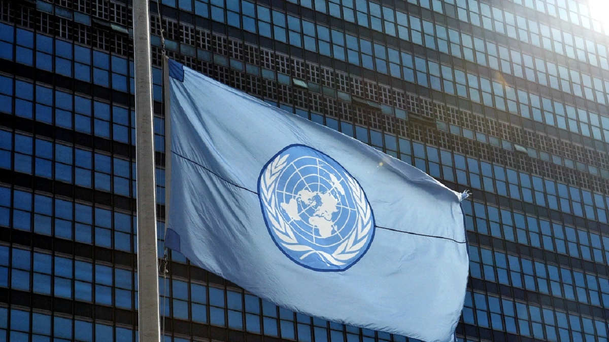 Организации оон в сша. Генеральная Ассамблея ООН флаг. Совет безопасности ООН флаг. Организация Объединенных наций (ООН). Флаг организации Объединенных наций.