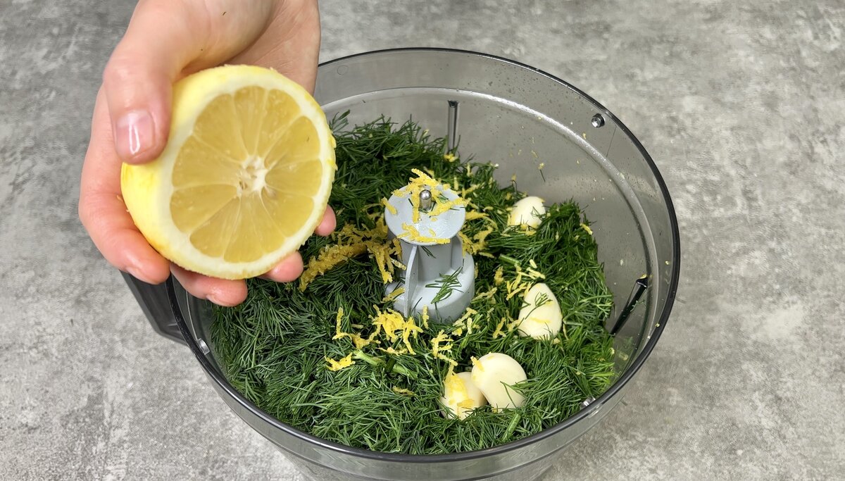 Целая баночка "уходит" за раз! Отличный способ заготовить укроп на зиму и не только! Целая баночка "уходит" за раз! Отличный способ заготовить укроп на зиму и не только!