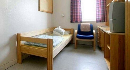 Одна из трёх комнат "камеры"